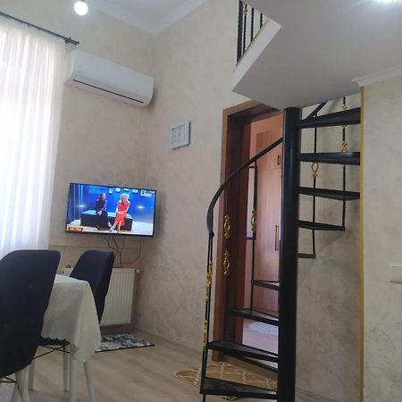 Near The Piazza Apartment Batumi Exterior photo